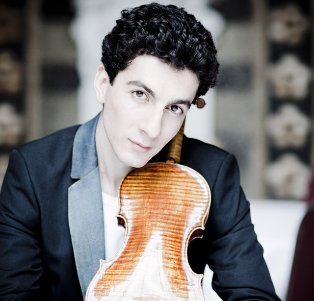 Sergey Khachatryan Violin Photo: Marco Borggreve