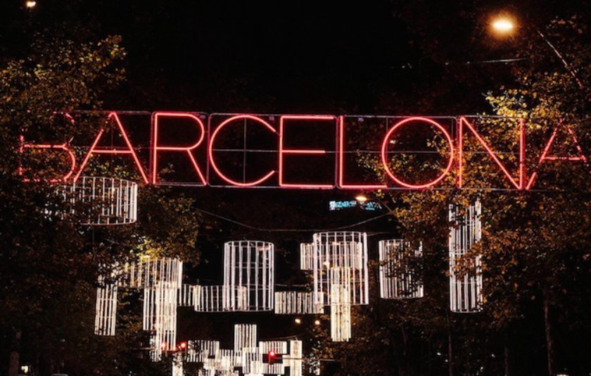 Barcelona es converteix per festes en una autèntica Ciutat de Nadal